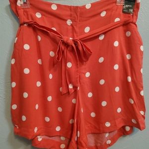 NY & Co. 6" Bermuda Short Coral size 16